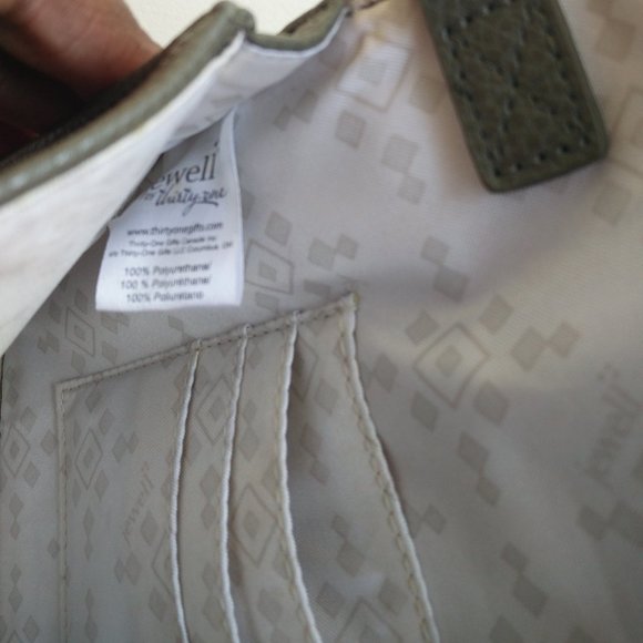 Jewell Thirty-one Crossbody Bag - Picture 6 of 11